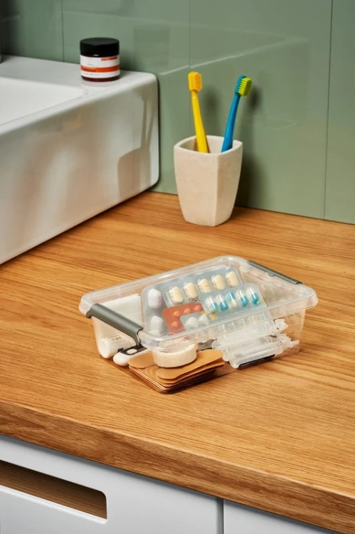 Antibacterial z rzeczami 2 M.jpg